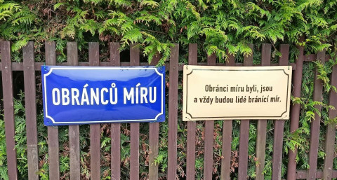 Obránců míru